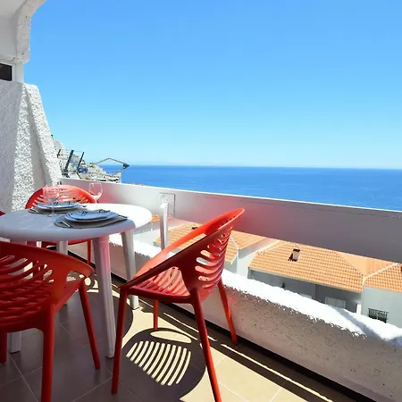Charming Views & Stylish El Rosario